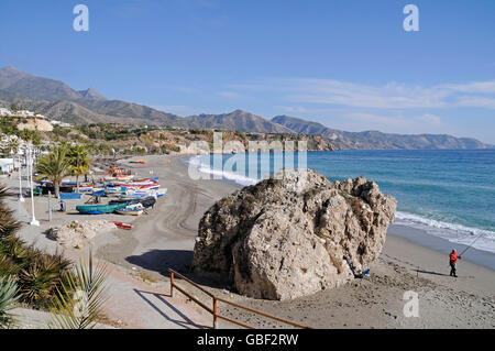 Playa Burriana Strand, Nerja, Provinz Málaga, Costa Del Sol, Andalusien, Spanien, Europa Stockfoto