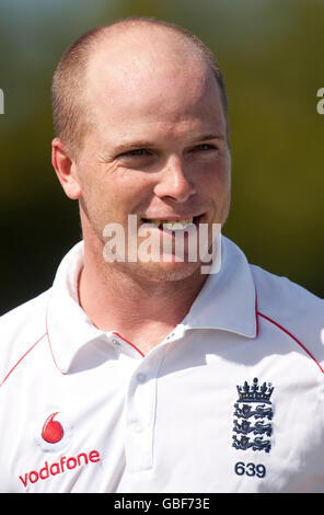 Der Engländer Tim Ambrose während des Tourmatches im Windward Park, Barbados. Stockfoto