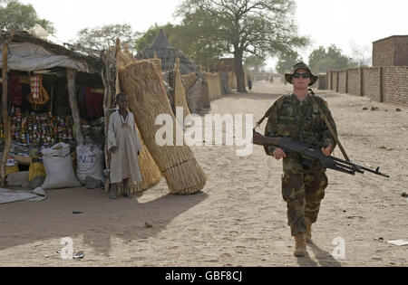 Irische Verteidigung-Kräfte im Tschad Stockfoto
