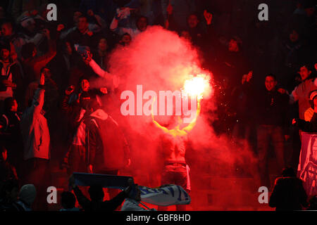 Fußball - Internationale Freundschaften - Frankreich gegen Argentinien - Stade Velodrome, Marseille. Argentinische Fans zeigen ihre Unterstützung, auf den Tribünen während des Spiels. Stockfoto