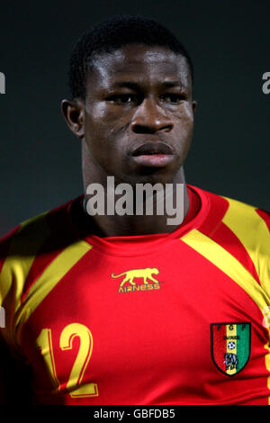 Fußball - Internationale Freundschaften - Kamerun gegen Guinea - Stade Robert Bobin. Alseni Camara, Guinea Stockfoto