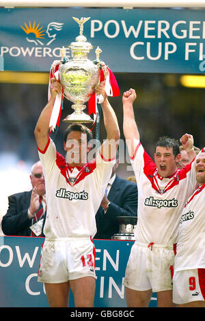 Rugby League - Powergen-Challenge-Cup - Finale - Wigan Warriors V St Helens Stockfoto
