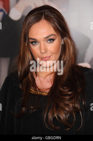 Tamara Ecclestone besucht den Girls Day bei Phones4U im Phones 4 U Store auf der Tottenham Court Road im Zentrum von London. Stockfoto