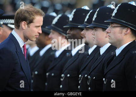 William Bewertungen Polizei Parade vorbei Stockfoto