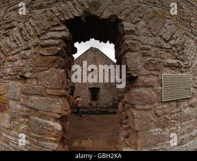 General Stock - Scottish Borders - März 2009. Gesamtansicht der Ruinen der Dryburgh Abbey Stockfoto