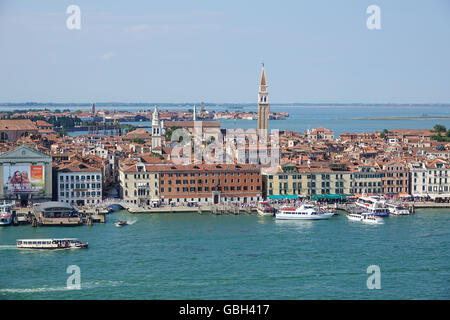 Weitwinkel-Blick über die Skyline von Venedig Stockfoto