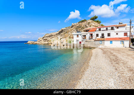 Schöner Strand in Kokkari Stadt, Insel Samos, Griechenland Stockfoto