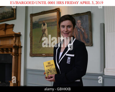 Cricket - Claire Taylor genannt Wisden Cricketer des Jahres - Lord es Cricket Ground Stockfoto