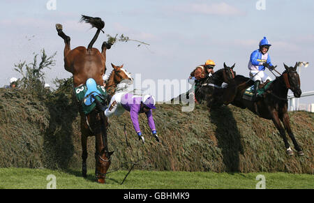 Horse Racing - 2009 John Smiths Grand National Meeting - Tag eins - Aintree Racecourse Stockfoto