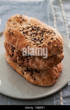 Pita-Brot mit Leinsamen und Getreide Stockfoto