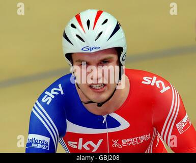 Radfahren - UCI-Bahn-Weltmeisterschaften 2009 - Tag drei - BGZ Arena Velodrome. Der britische David Daniell bei den UCI-Weltmeisterschaften 2009 im Velodrom der BGZ Arena in Pruszkow, Polen. Stockfoto