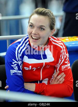 Radfahren - UCI-Bahn-Weltmeisterschaften 2009 - Tag drei - BGZ Arena Velodrome. Die britische Victoria Pendleton bei den UCI World Track Cycling Championships 2009 im Velodrom der BGZ Arena in Pruszkow, Polen. Stockfoto