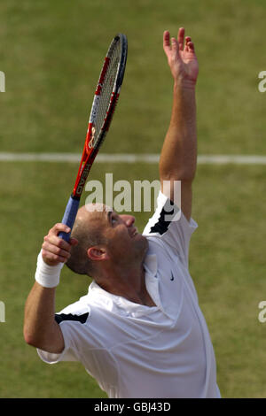 Tennis - Stella Artois Championship - zweite Runde - Igor Andreev V Andre Agassi Stockfoto