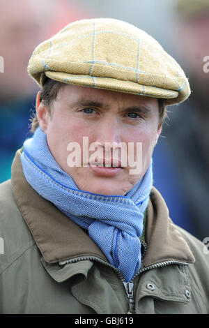 Pferderennen - die Heathcotes außerhalb Handicap Hürdenlauf- Bangor auf Dee Rennbahn. David Easterby, Trainer Stockfoto