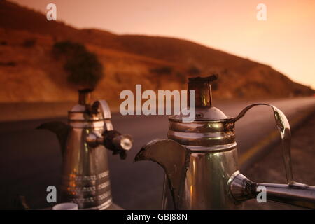 eine Café an der Straße von Jerash, Amman in Jordanien im Nahen Osten zu stoppen. Stockfoto