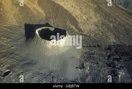 Die Landschaft Allrond Vulkan Piton De La Fournaise auf der Insel La Réunion im Indischen Ozean in Afrika. Stockfoto