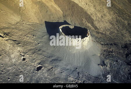 Die Landschaft Allrond Vulkan Piton De La Fournaise auf der Insel La Réunion im Indischen Ozean in Afrika. Stockfoto