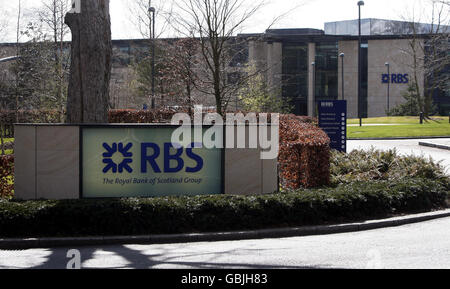 Eine Gesamtansicht der RBS (Royal Bank of Scotland) Hauptquartiere in der Nähe von Edinburgh. RBS sagte heute, dass es die Gewerkschaften über die Pläne beraten, bis zu 9,000 Arbeitsplätze in den nächsten zwei Jahren - von denen 4,500 in Großbritannien sein werden. Stockfoto