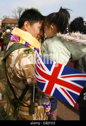 Gurkhas nach Hause zurückkehren. Stockfoto