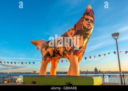 Superlambanana Riverside Pier Head Fluss Mersey Liverpool Stockfoto