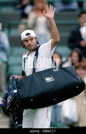 Tennis - Wimbledon 2004 - Viertelfinale - Sébastien Grosjean V Florian Mayer Stockfoto