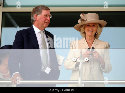 Pferderennen Sie - Frühjahrstagung - Epsom Downs Racecourse Stockfoto