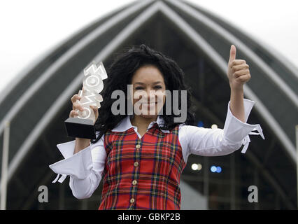 Die Gründerin und Geschäftsführerin VON MOBO, Kanya King, fördert die MOBO Awards 2009 im Clyde Auditorium. Die Veranstaltung findet im SECC in Glasgow statt. Das erste Mal fand die Veranstaltung außerhalb von London statt. Stockfoto