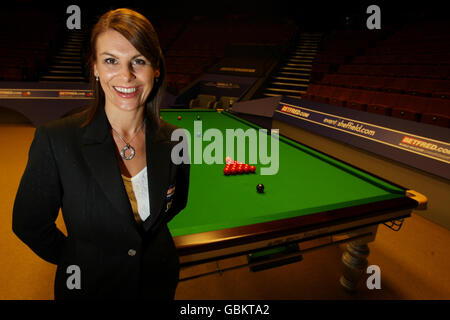 Snooker - Betfred.com Snooker-WM - Tag 6 - Crucible Theatre Stockfoto