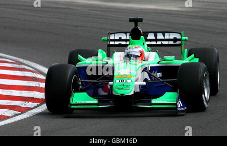 Auto - British A1 Grand Prix - Qualifikation - Brands Hatch. Der irische Adam Carroll in Aktion während des Qualifyings für den britischen A1GP in Brands Hatch, Kent. Stockfoto