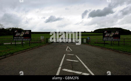 Paddock Eingang an Donington Park Rennbahn, Castle Donington. Stockfoto