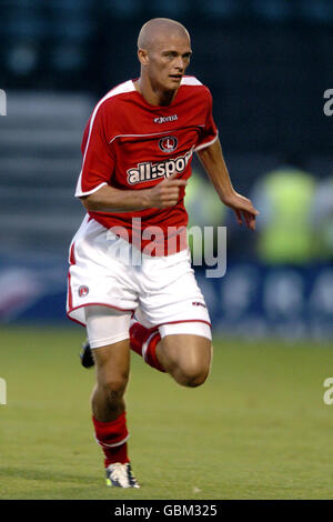 Fußball - freundlich - Gillingham / Charlton Athletic. Paul Konchesky, Charlton Athletic Stockfoto