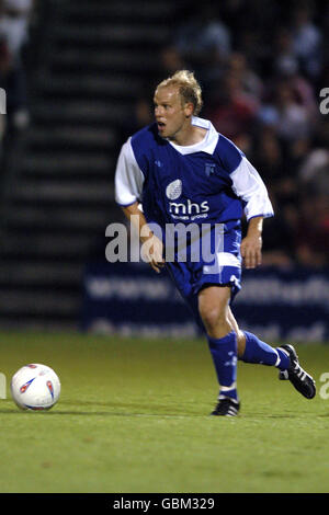 Fußball - freundlich - Gillingham / Charlton Athletic. John Hills, Gillingham Stockfoto