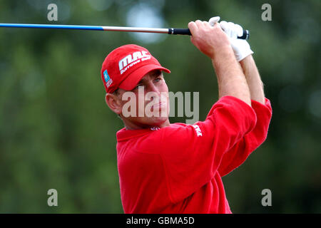 Golf - The Open Championship 2004 - Royal Troon - Zweite Runde. Dänemarks Thomas Bjorn in Aktion Stockfoto