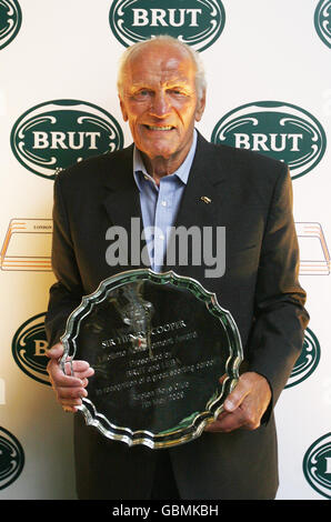 Sir Henry Cooper während einer Medienfotocall im Repton Boys Club, London. Stockfoto