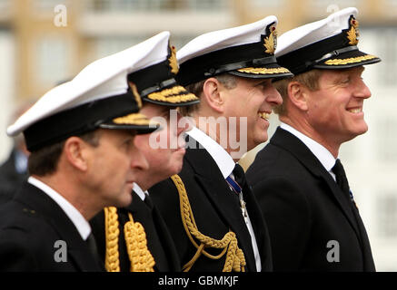 HMS Illustrious Überflug Stockfoto