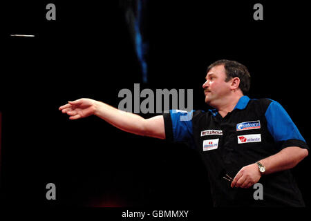 Darts - Whyte & Mackay Premier League - National Ice Center - Nottingham. Terry Jenkins Stockfoto