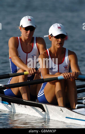 Rudern - Olympische Spiele Athen 2004 - Hitze Frauen Doppelzweier - drei Stockfoto