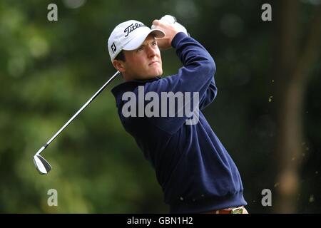 Golf - BMW PGA Championship 2009 - Tag 1 - Wentworth Golf Club - Virginia Water. Der nordirische Michael Hoey ist am ersten Tag der BMW PGA Championship 2009 im Wentworth Golf Club in Aktion Stockfoto