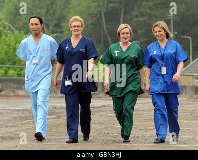 Neue Uniformen für walisische Krankenschwestern Stockfoto