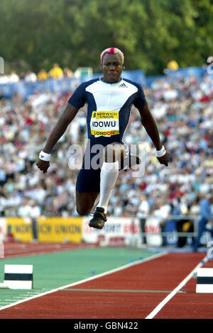 Der britische Phillips Idowu auf dem Weg zum Sieg Männer: Triple Jump Stockfoto