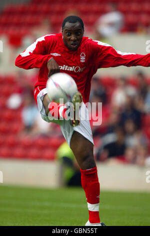 Fußball - freundlich - Nottingham Forest / Tottenham Hotspur. Andy Impey, Nottingham Forest Stockfoto