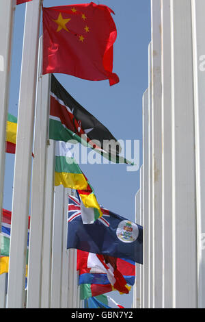 Olympische Spiele 2004 In Athen. Die chinesische Flagge beim Olympischen Sportkomplex in Athen Stockfoto