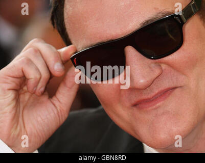 Regisseur Quentin Tarantino kommt bei der Premiere von "Vengeance" im Palais des Festivals in Cannes, Frankreich, im Rahmen der 62. Jährlichen Filmfestspiele von Cannes. Stockfoto