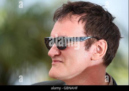 Quentin Tarantino nimmt an einer Fotoschau für den Film Inglourious Basterds im Palais de Festival Teil, während der 62. Filmfestspiele von Cannes, Frankreich. Stockfoto