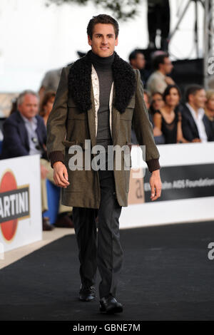 Formel 1 - Fashion Show - der Amber Lounge - Le Meridien Beach Plaza Hotel Stockfoto