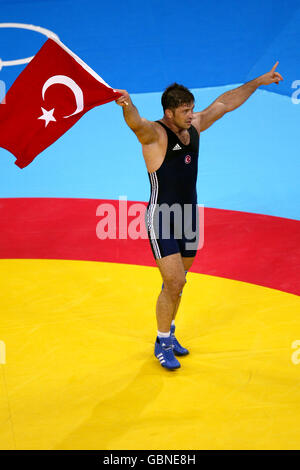 Ringkampf - Athen Olympische Spiele 2004 - Männer griechisch-römischer 96 kg - Bronze-Medaille Stockfoto