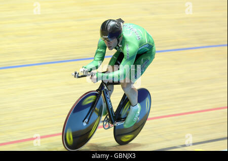 Paralympics - BT Paralympic World Cup - Tag 1 - Manchester. Irlands Cathal Miller während des Qualifyings für das 4 KM lange Rennen auf dem Manchester Velodrome während der BT Paralympic World Cup, Manchester. Stockfoto