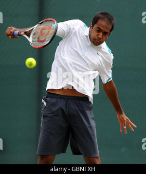 Der US-Amerikaner Rajeev RAM im Einsatz gegen den US-Amerikaner Robert Kendrick während der Nottingham Open im Nottingham Tennis Center, Nottingham. Stockfoto