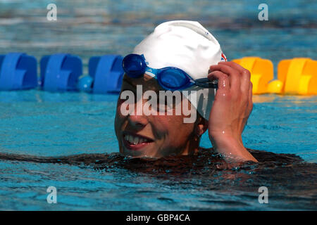 Moderner Fünfkampf - Olympische Spiele Athen 2004 - Frauen - schwimmen Stockfoto