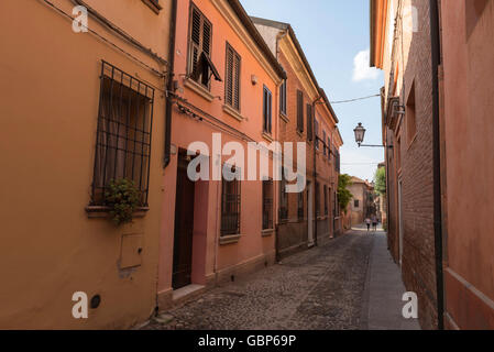 Alte Gasse im Zentrum von Ferrara Italien Stockfoto